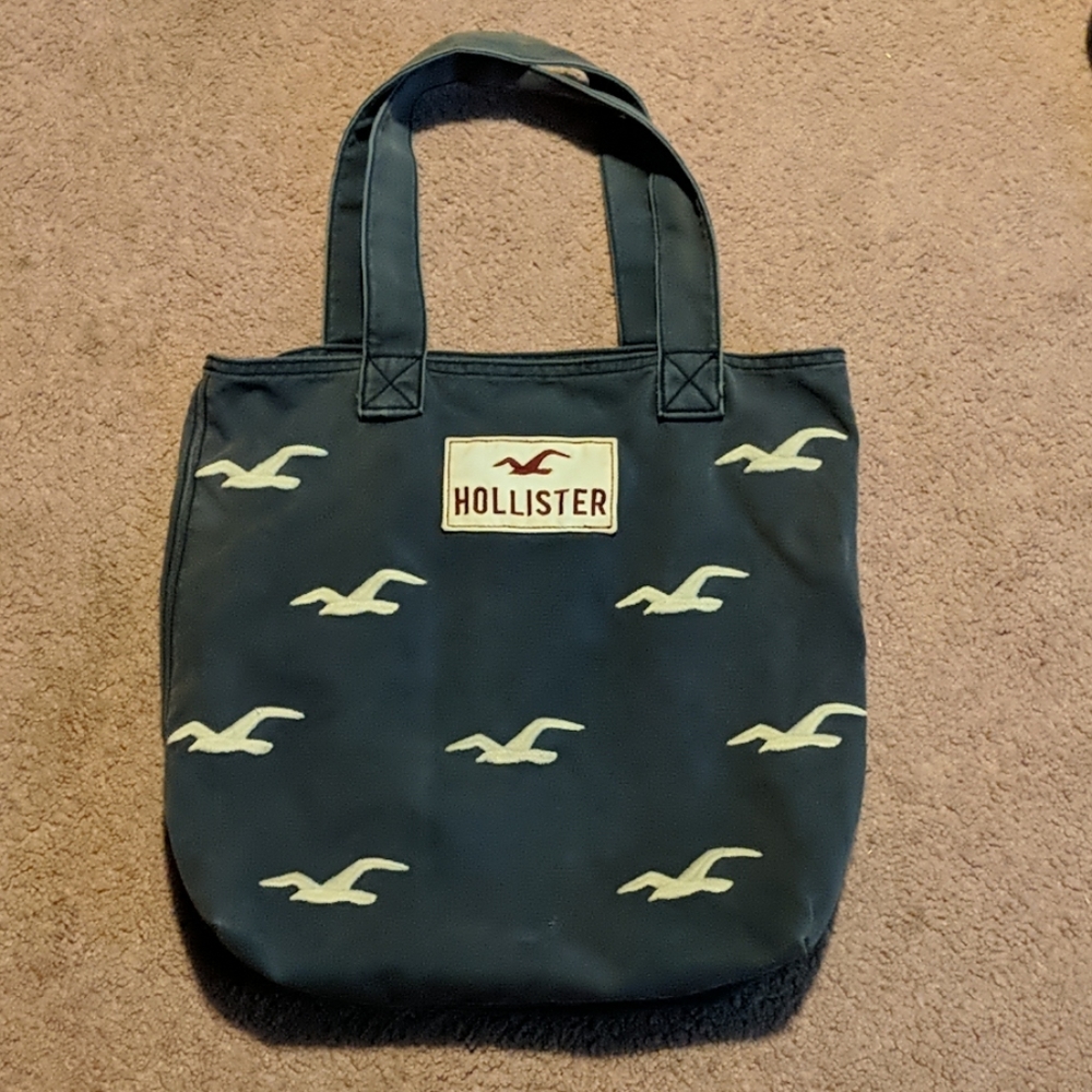 Hollister shoulder bag